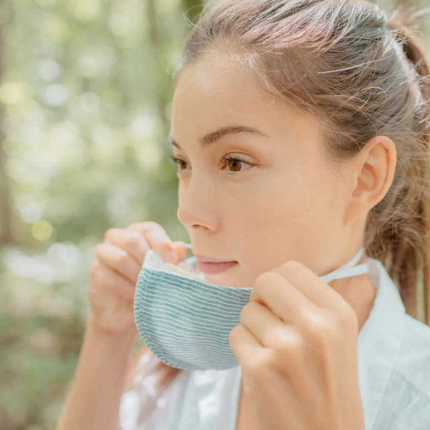 simple 4-step skincare routine for mask acne