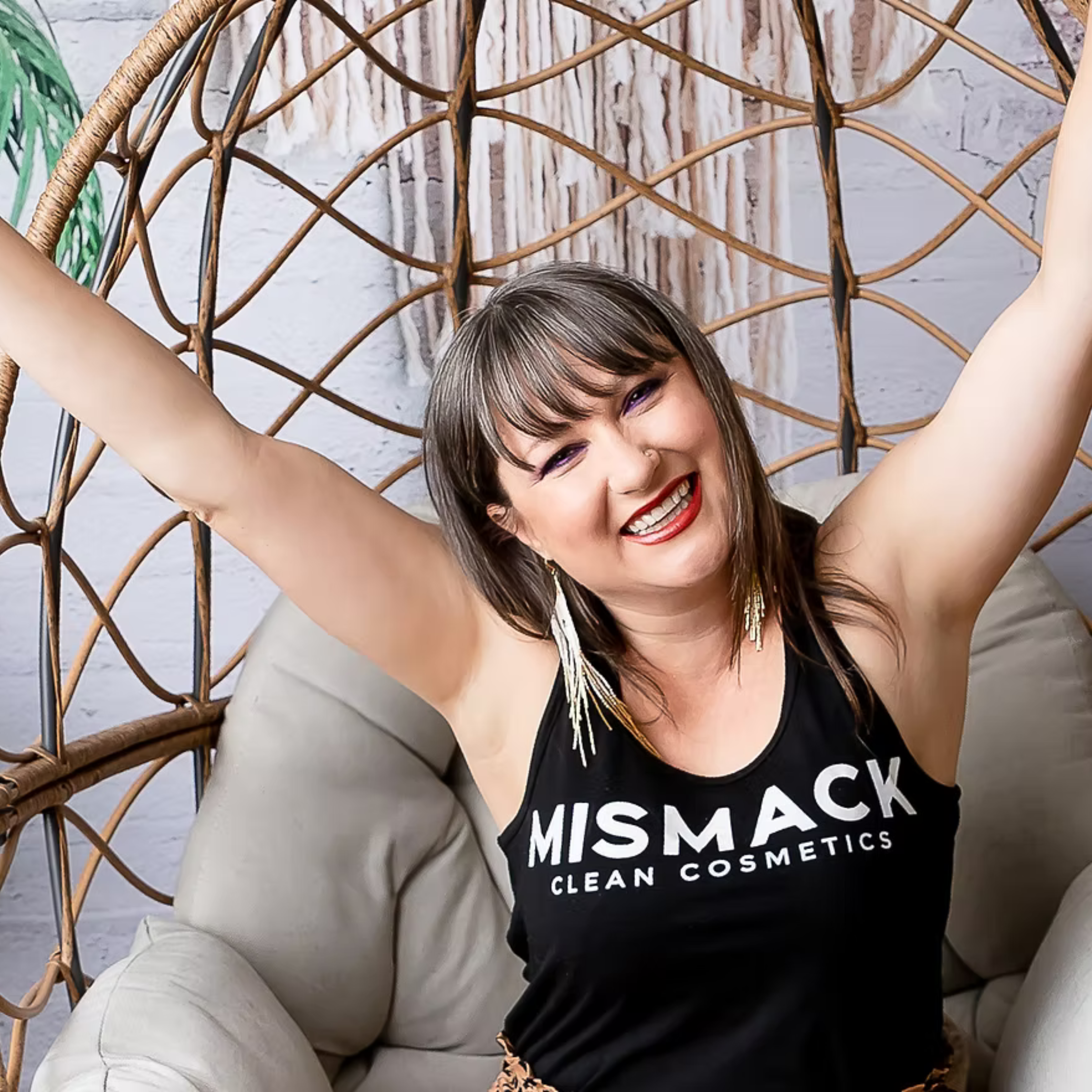 Missy MacKintosh - MisMacK Clean Cosmetics