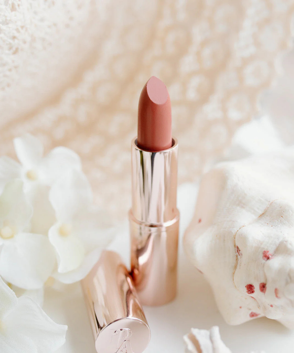 Lavish Natural Lipstick - Carefree