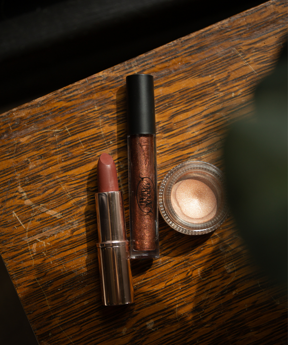 Lavish Natural Lipstick - Resonance