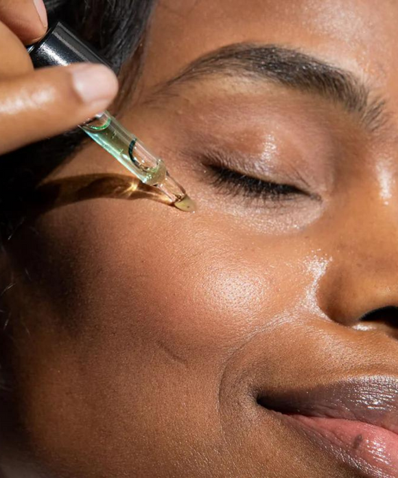 Cucumber Tea Brightening Eye Serum