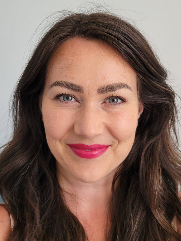 Velvet Lipstick │ 6 Shades